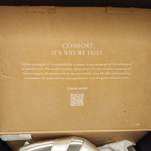 Naturalizer Silver "Kieran" Heeled Sandals. NIB. Size 8 Wide - Picture 9 of 10